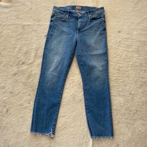 Mother Rascal Ankle Snippet blue jeans